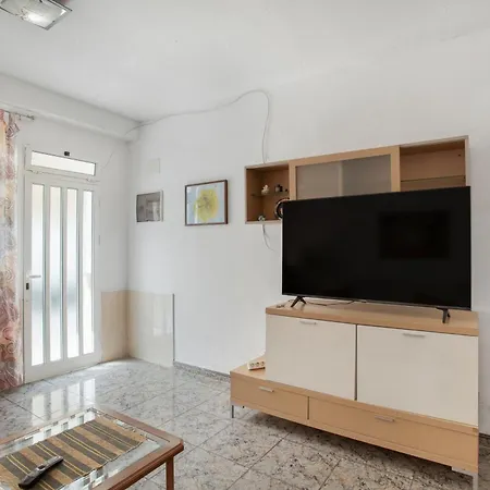 Casa De Jordan * Castillo del Romeral